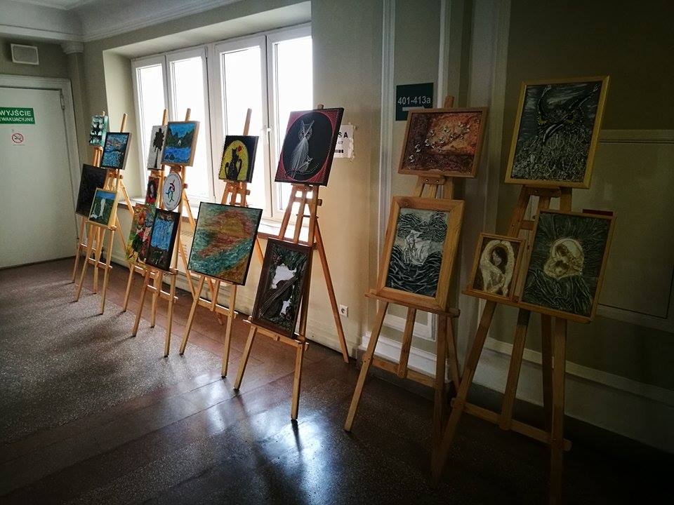 WYSTAWA PRAC „POKAŻ NAM SWÓJ ŚWIAT I TALENT”