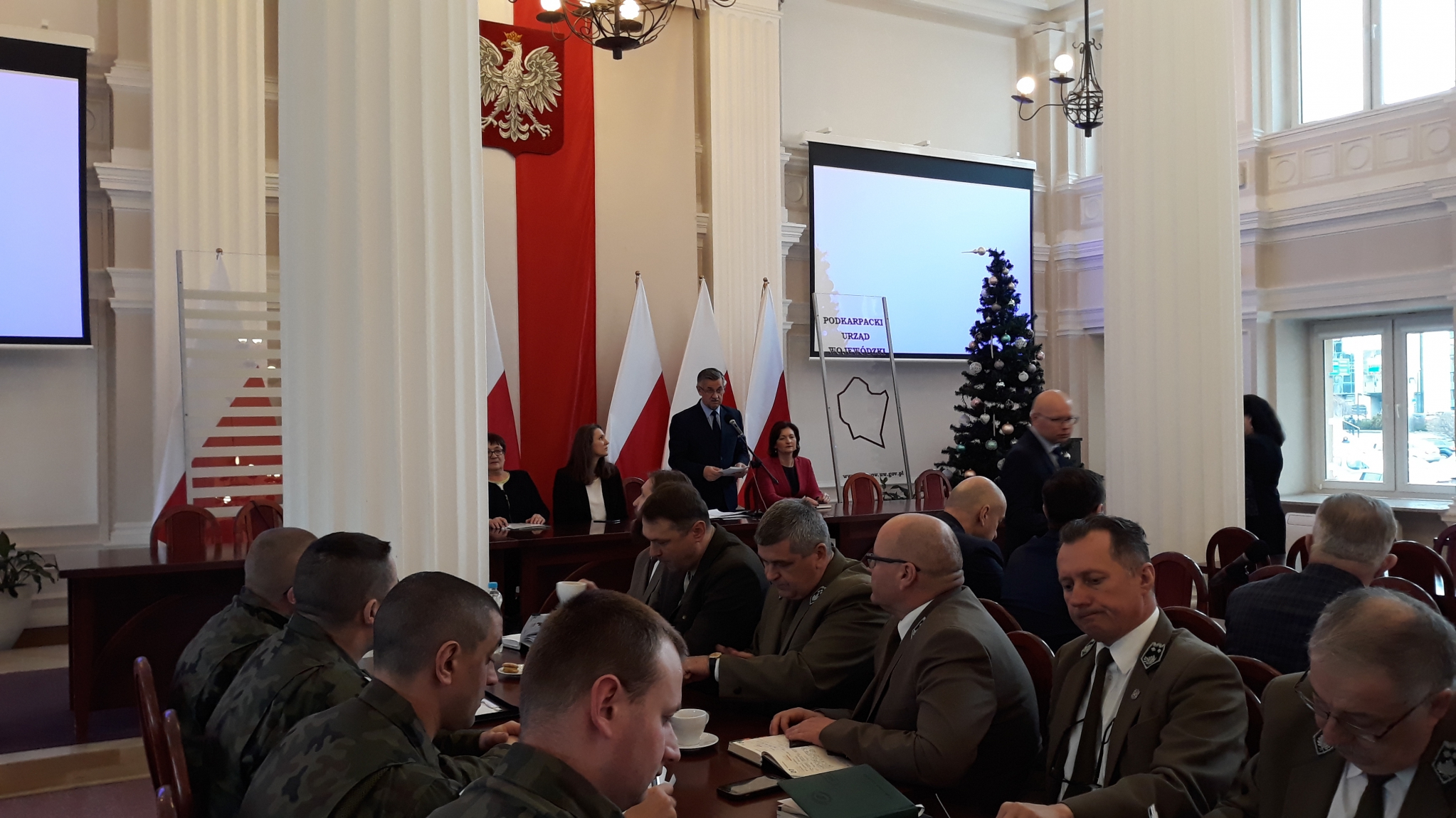 Posiedzenie Powiatowego Zespołu Zarządzania Kryzysowego.