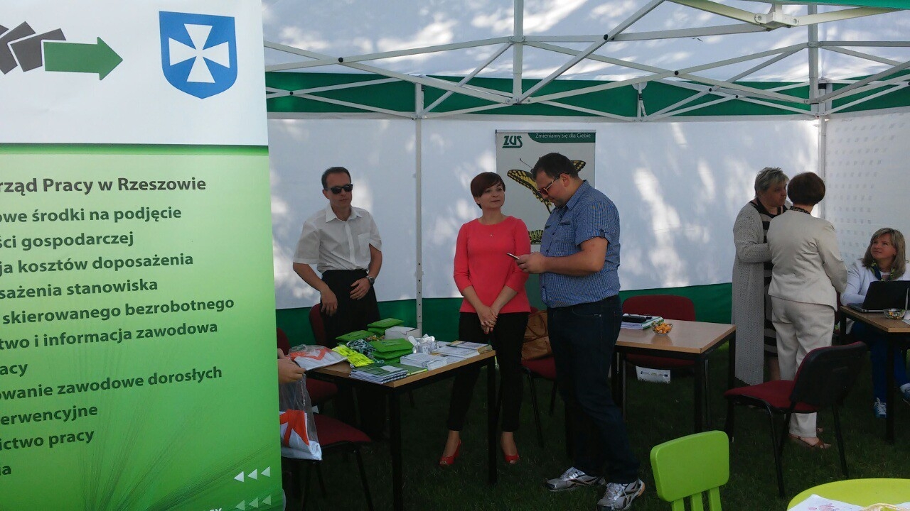 Powiatowy Urząd Pracy w Rzeszowie partnerem imprezy plenerowej p.n. „Dni Osiedla Zalesie”.