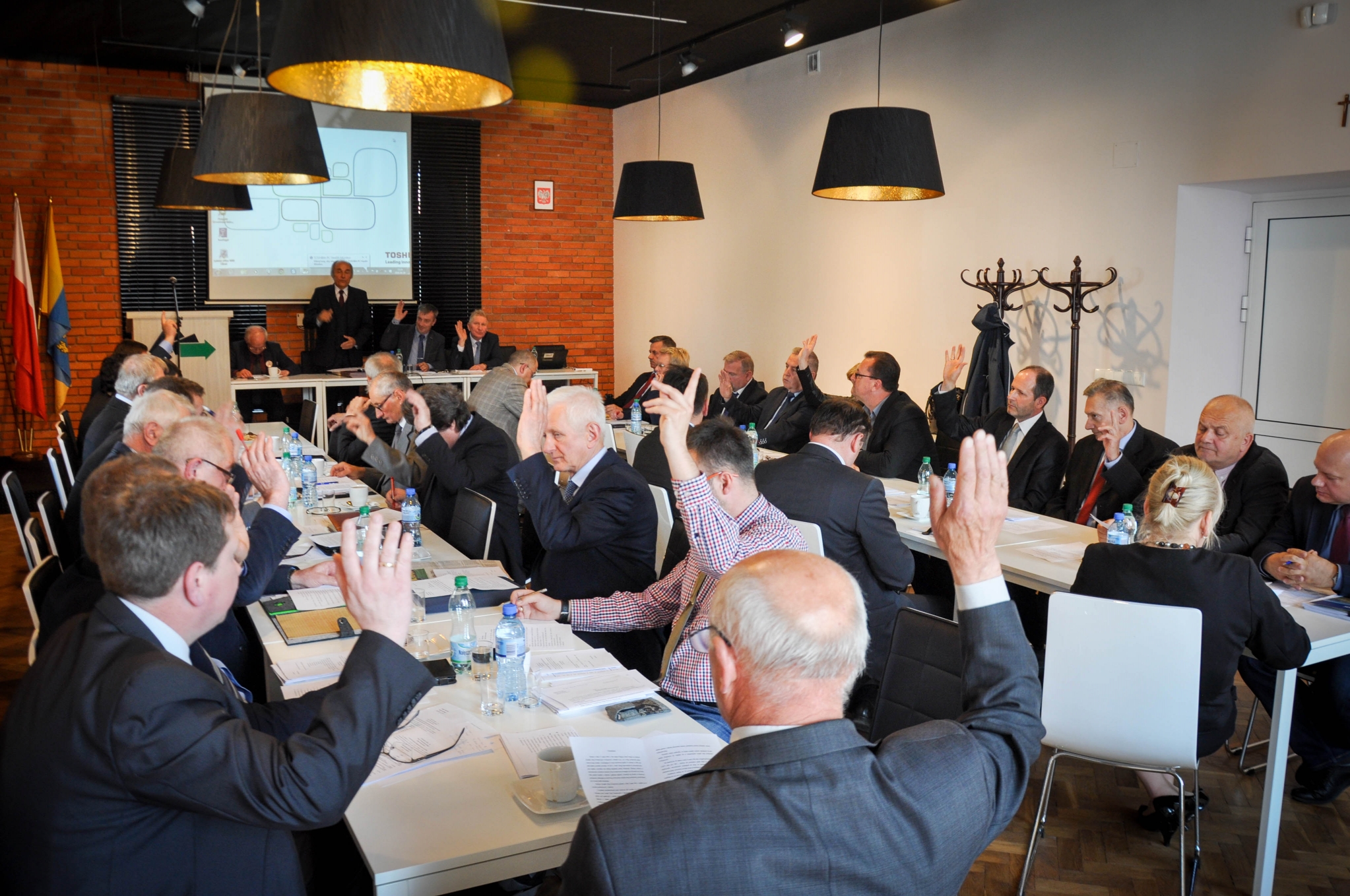 XIX sesja Rady Powiatu Rzeszowskiego kadencji 2014-2018