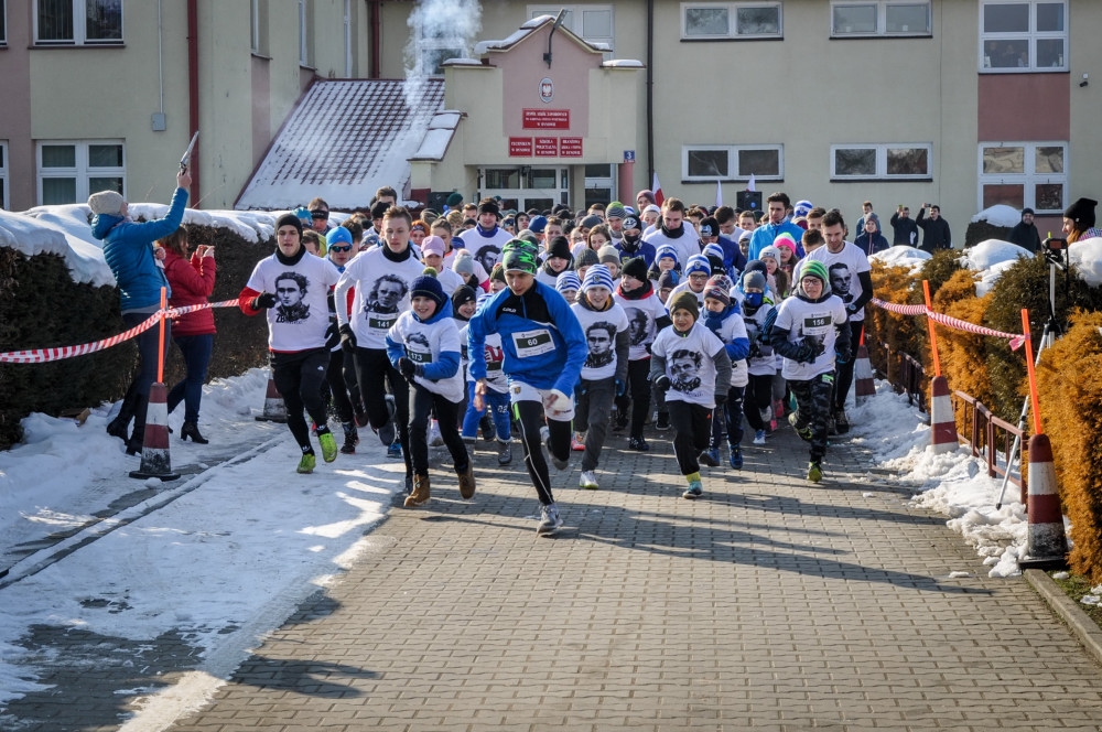 6. edycja biegu „Tropem Wilczym. Bieg Pamięci Żołnierzy Wyklętych" w Dynowie.