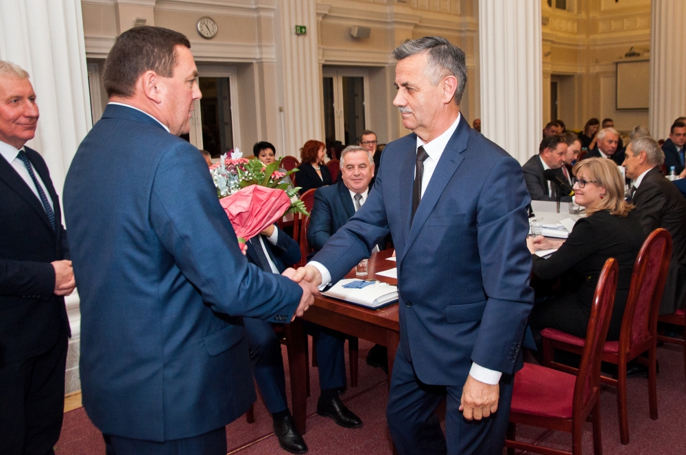 Starostą Rzeszowskim kadencji 2018 – 2023 ponownie został Józef Jodłowski.