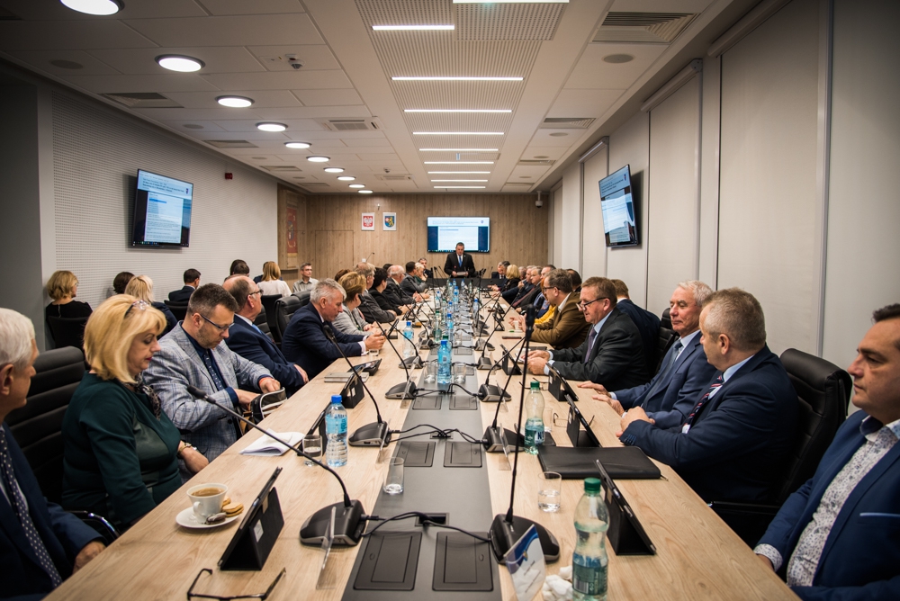 XIII sesja Rady Powiatu Rzeszowskiego kadencji 2018-2023