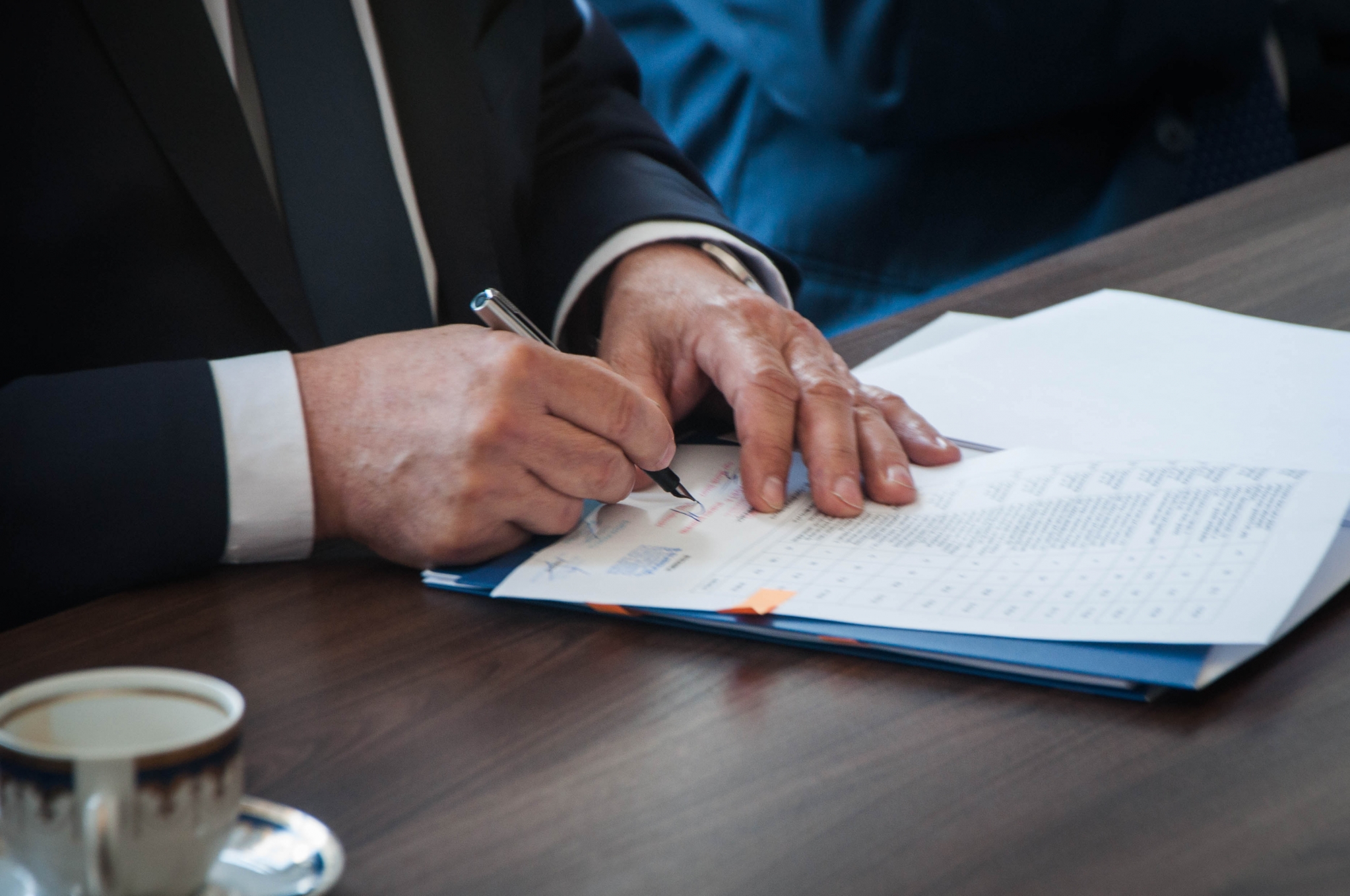 Podpisanie umowy pomiędzy Powiatem Rzeszowskim a firmą EUROVIA Polska S.A.