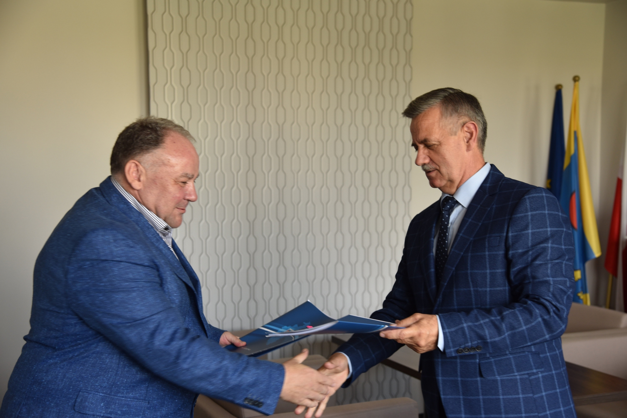 Kolejna umowa na budowę mostu podpisana