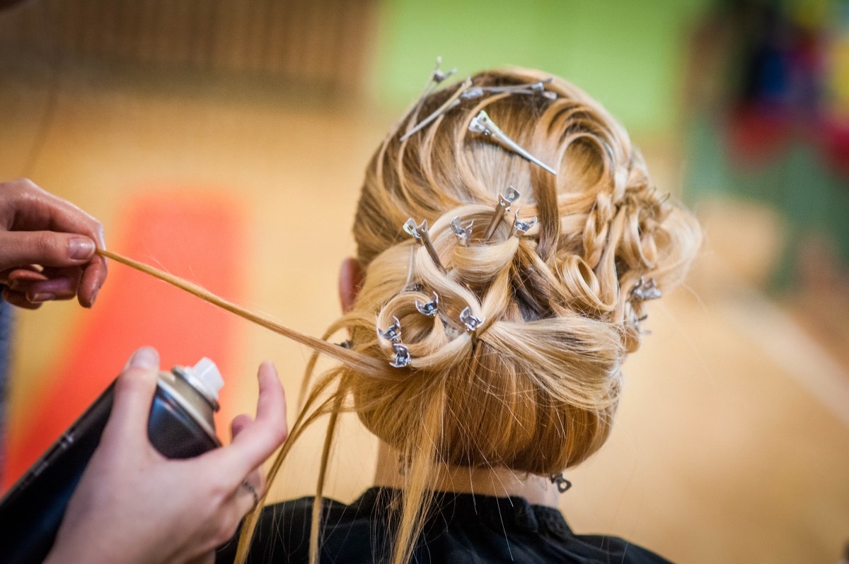 Czwarta edycja ponadregionalnego konkursu wiedzy i umiejętności fryzjerskich