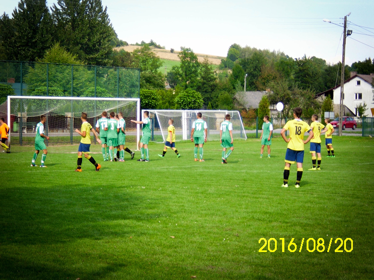 Turniej piłki nożnej o Puchar Starosty Rzeszowskiego w Lubeni