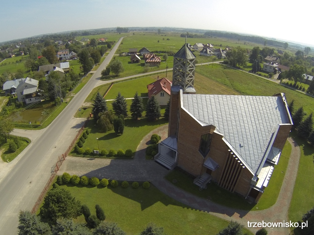 43 lata temu powołano parafię w Łukawcu