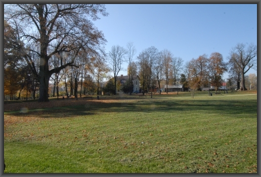 14.08.2016 - Parkowi miejskiemu w Dynowie nadano imię Trzecieskich – byłych właścicieli dóbr dynowskich