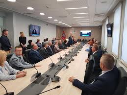 23.11.2018 - Odbyła się pierwsza sesja VI kadencji Rady Powiatu Rzeszowskiego. Przewodniczącym Rady został Tomasz Wojton.